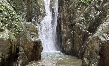 Trekking Curug Cibingbin - Bogor Juara Trip