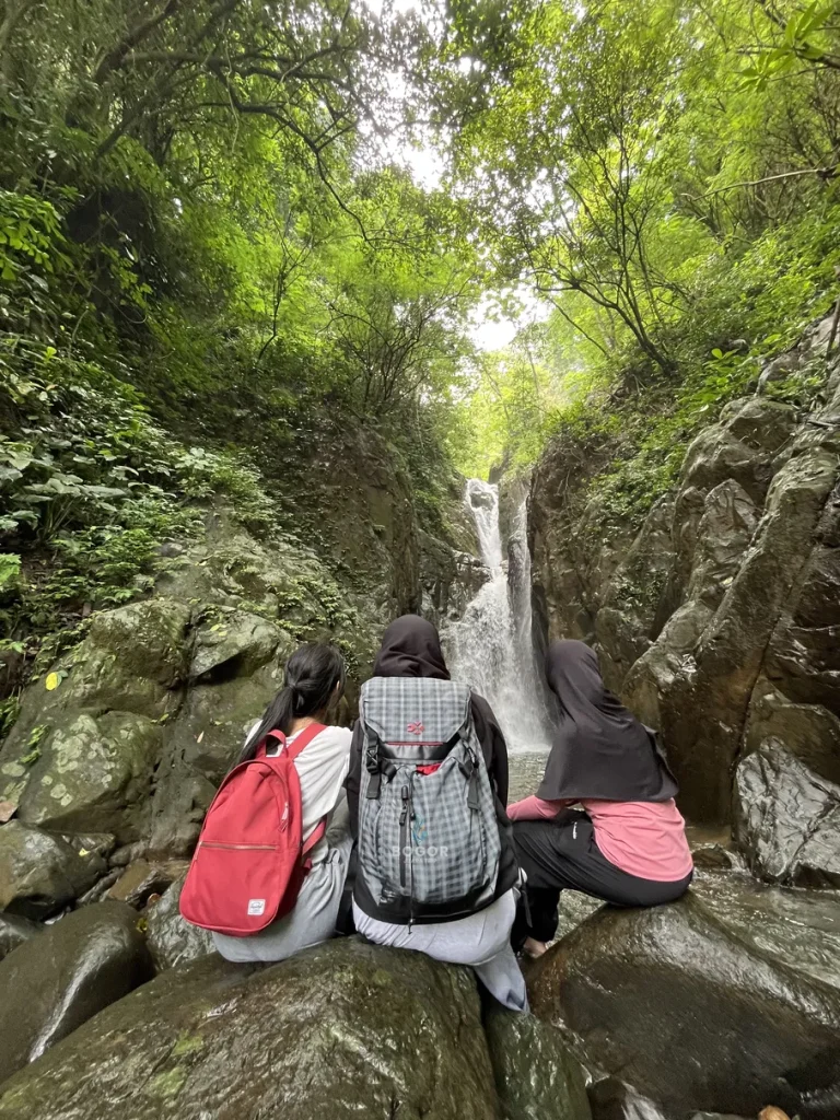 Trekking Curug Cibingbin - Bogor Juara Trip