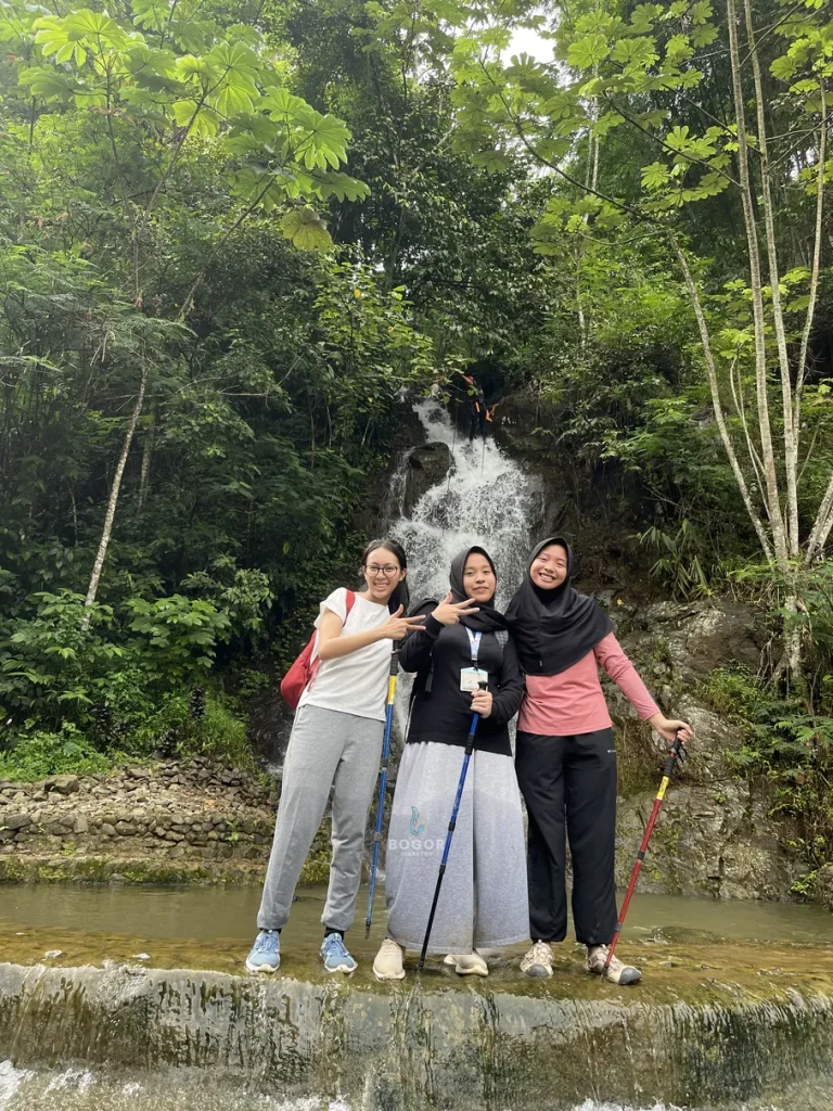 Trekking Curug Cibingbin - Bogor Juara Trip