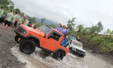 JEEP OFFROAD SENTUL - BOGOR JUARA TRIP