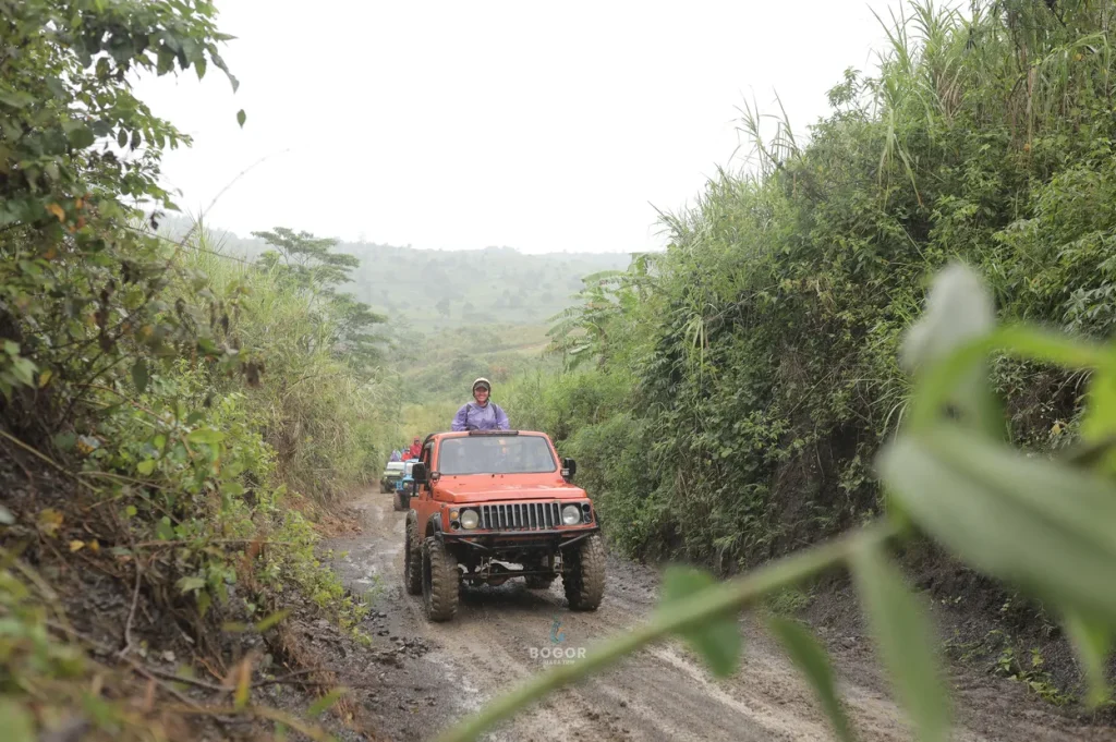 JEEP OFFROAD SENTUL - BOGOR JUARA TRIP