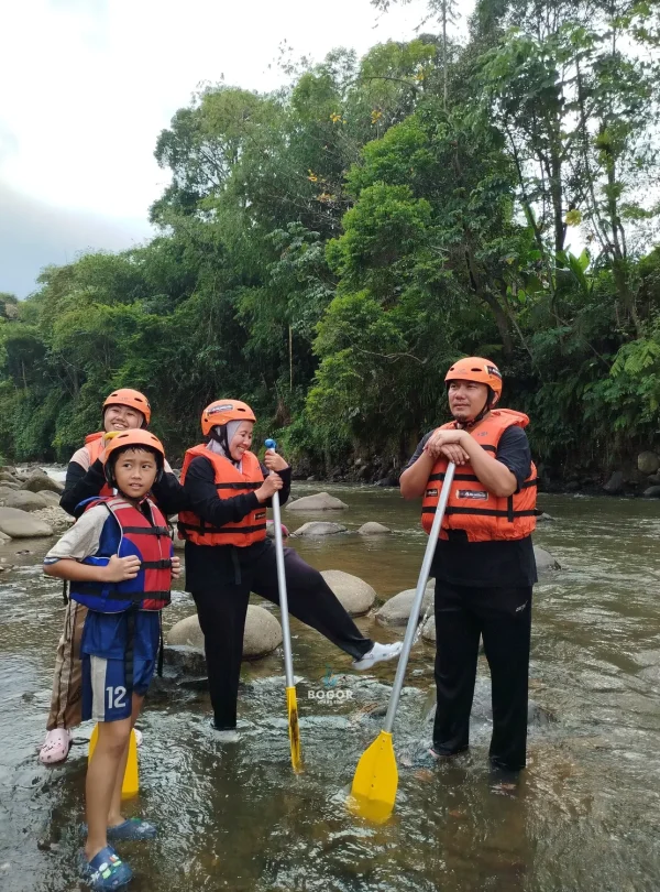 Paket Rafting Sentul Kalibaru dan Ciliwung - Bogor Juara Trip