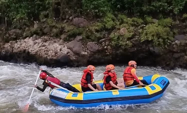 Paket Rafting Sentul Kalibaru dan Ciliwung - Bogor Juara Trip