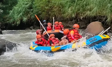 Paket Rafting Sentul Kalibaru dan Ciliwung - Bogor Juara Trip