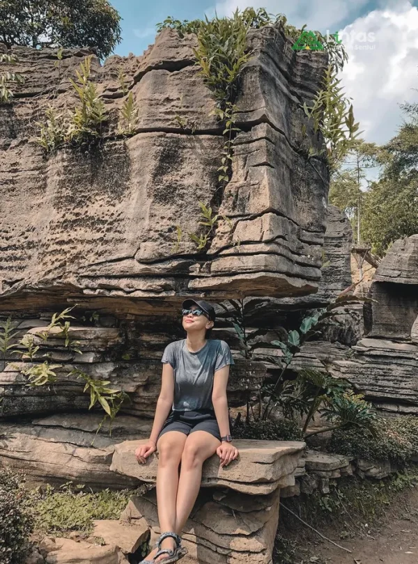 Rute Trekking Goa Garunggan dan Curug Leuwi Asih