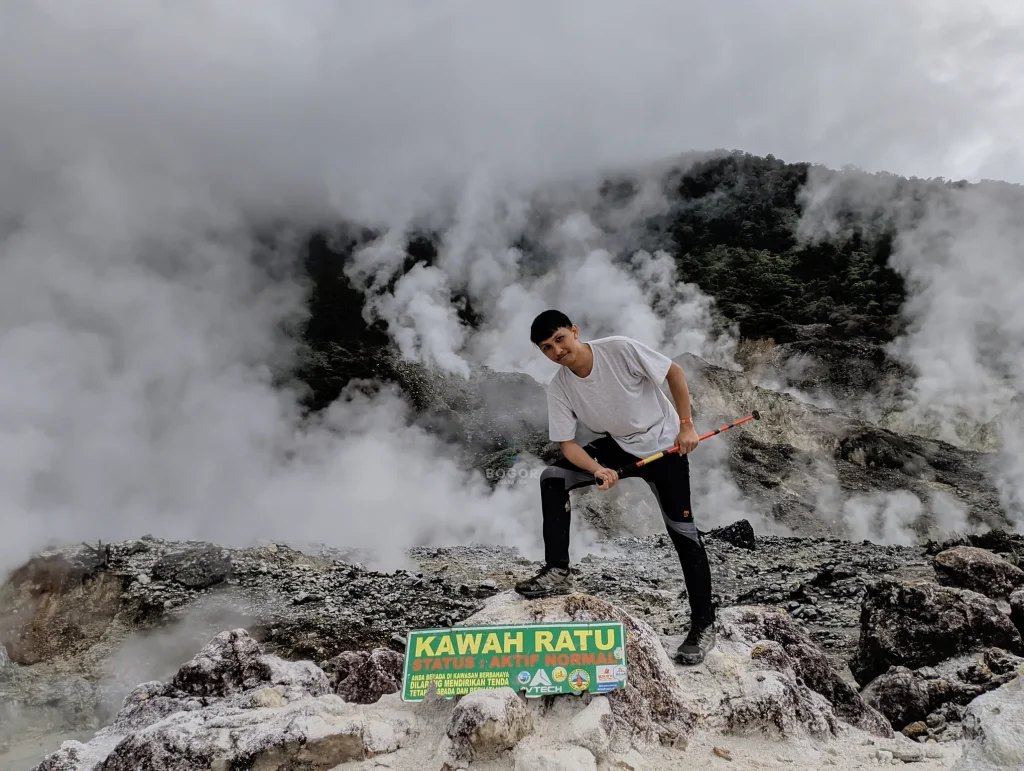 Paket Private Trekking Kawah Ratu - Bogor Juara Trip